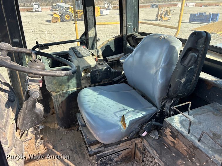 image for item ES8504 2007 John Deere 844J wheel loader