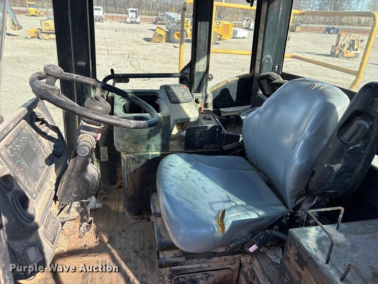 image for item ES8504 2007 John Deere 844J wheel loader