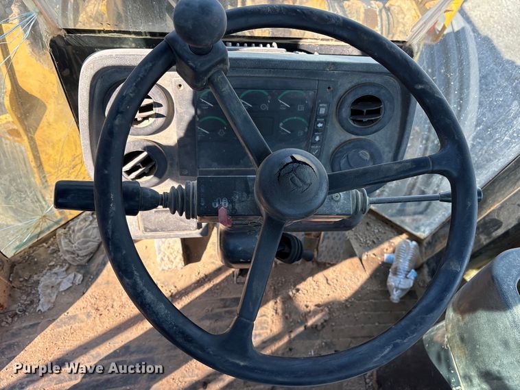 image for item ES8504 2007 John Deere 844J wheel loader