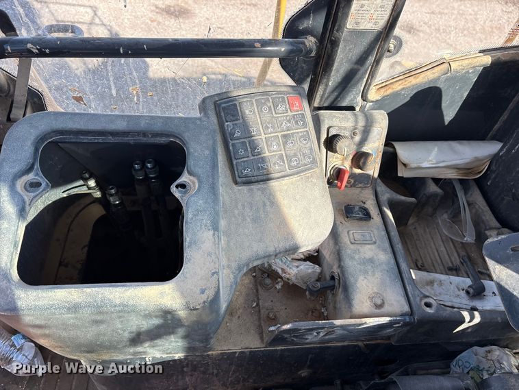 image for item ES8504 2007 John Deere 844J wheel loader