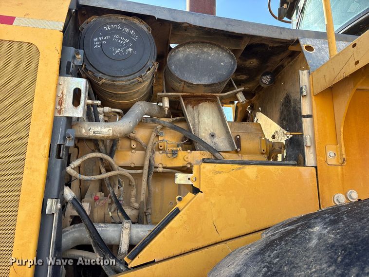 image for item ES8504 2007 John Deere 844J wheel loader