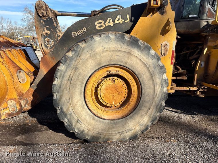 image for item ES8504 2007 John Deere 844J wheel loader