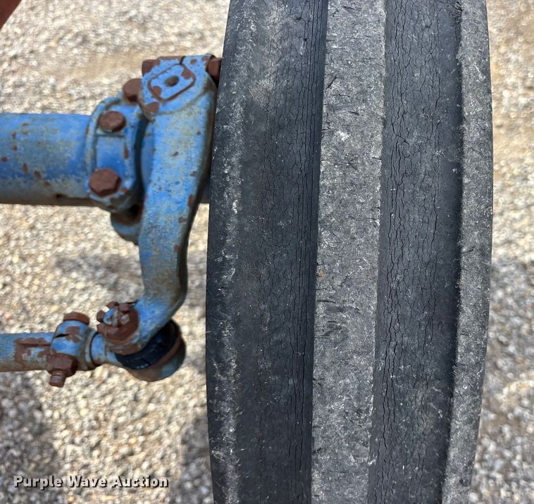 image for item ES8505 Long 310 tractor