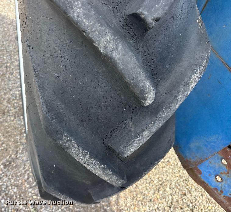 image for item ES8505 Long 310 tractor