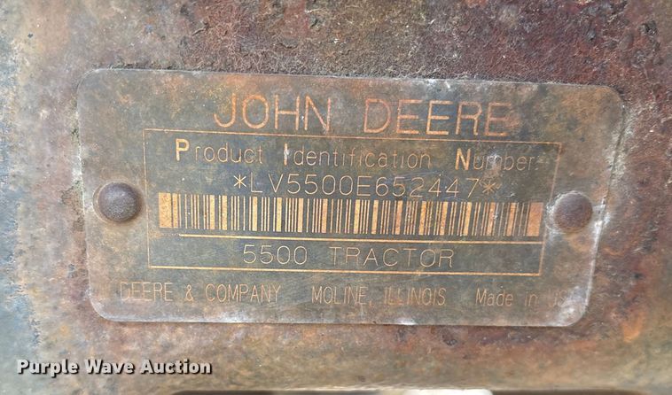 image for item ES8506 1997 John Deere 5500 tractor