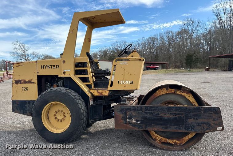 image for item ES8507 Hyster C830A single drum vibratory roller