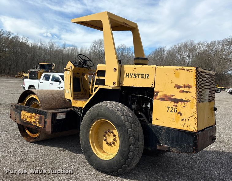 image for item ES8507 Hyster C830A single drum vibratory roller