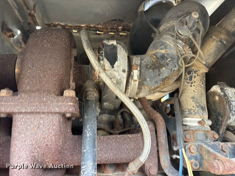 image for item ES8507 Hyster C830A single drum vibratory roller