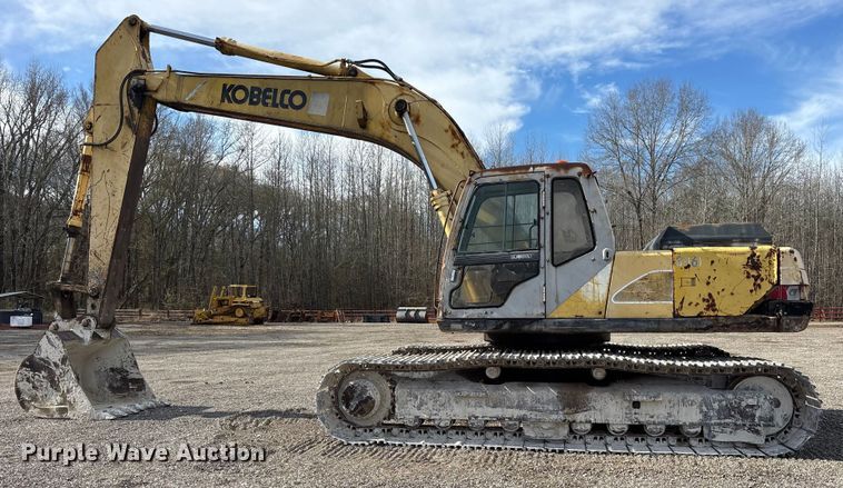 image for item ES8508 1996 Kobelco SK270LC Mark IV excavator