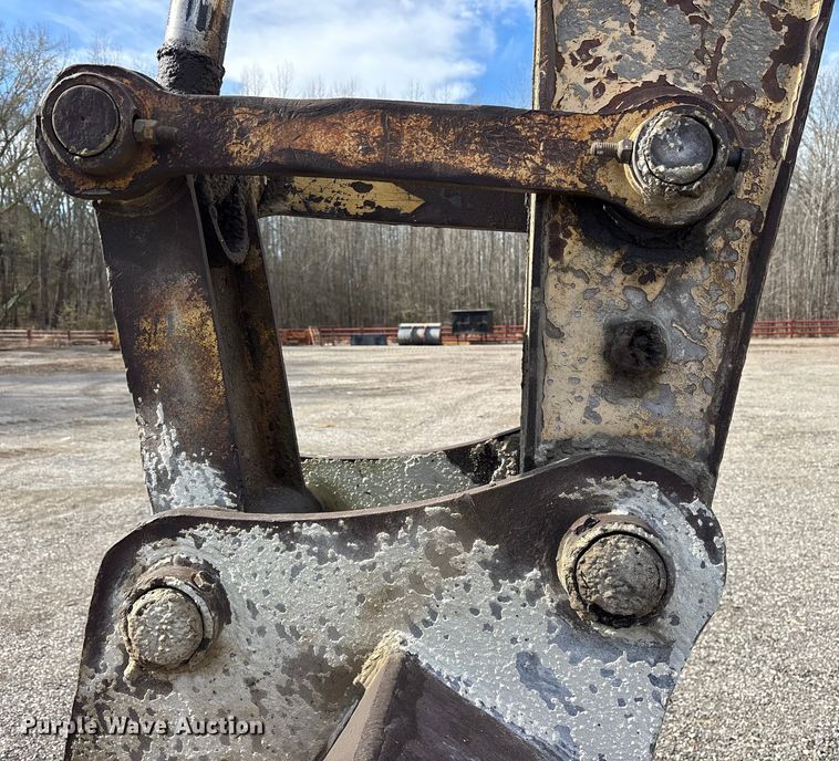 image for item ES8508 1996 Kobelco SK270LC Mark IV excavator