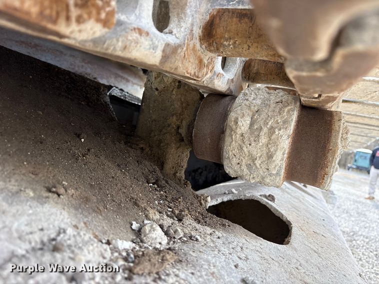 image for item ES8508 1996 Kobelco SK270LC Mark IV excavator