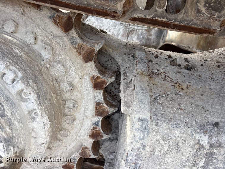 image for item ES8508 1996 Kobelco SK270LC Mark IV excavator