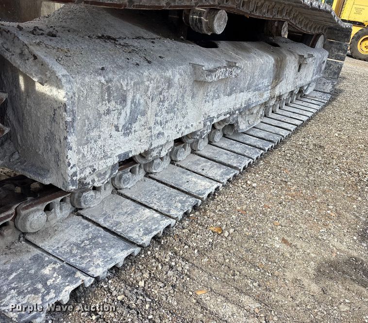 image for item ES8508 1996 Kobelco SK270LC Mark IV excavator