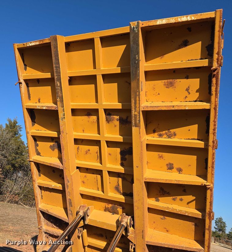 image for item ET1102 Morooka MST-1500VD track carrier