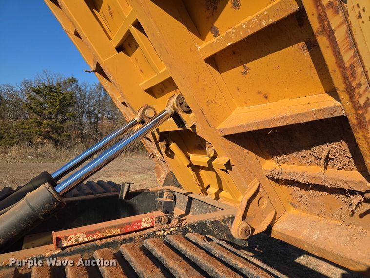 image for item ET1102 Morooka MST-1500VD track carrier