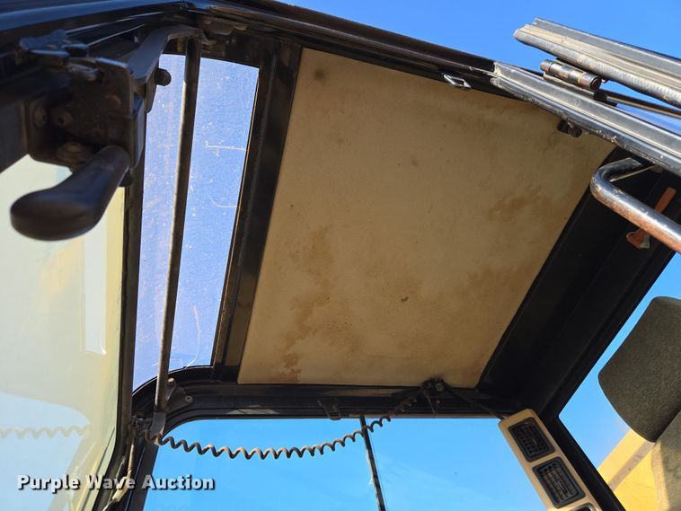 image for item ET1102 Morooka MST-1500VD track carrier