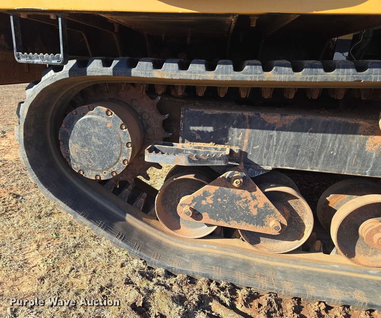 image for item ET1102 Morooka MST-1500VD track carrier