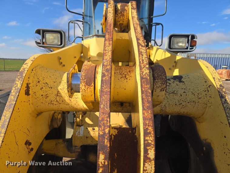 image for item ET1156 2002 Komatsu WA320-3MC wheel loader