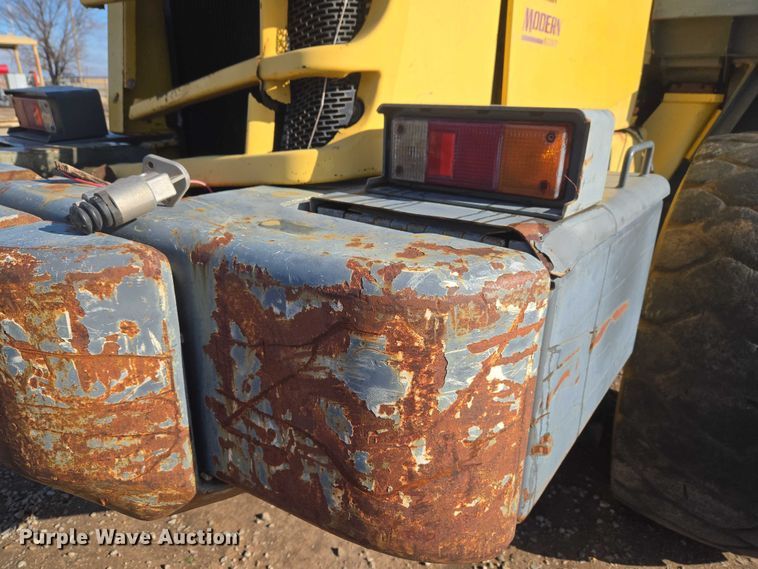 image for item ET1156 2002 Komatsu WA320-3MC wheel loader