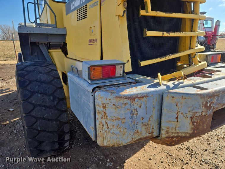image for item ET1156 2002 Komatsu WA320-3MC wheel loader