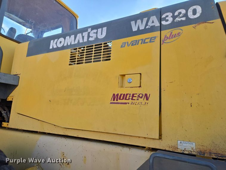 image for item ET1156 2002 Komatsu WA320-3MC wheel loader