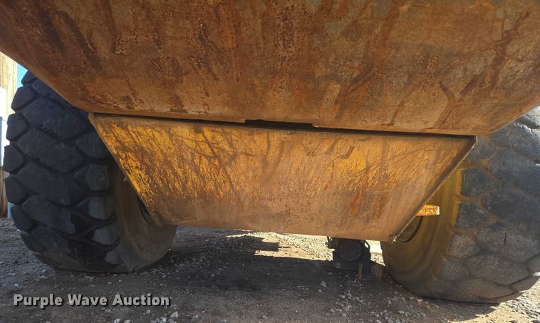 image for item ET1156 2002 Komatsu WA320-3MC wheel loader