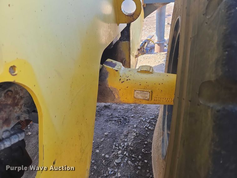 image for item ET1156 2002 Komatsu WA320-3MC wheel loader