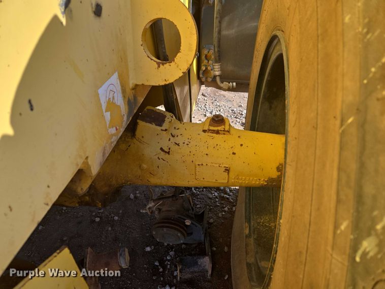 image for item ET1156 2002 Komatsu WA320-3MC wheel loader