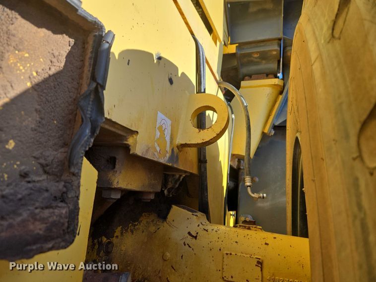 image for item ET1156 2002 Komatsu WA320-3MC wheel loader