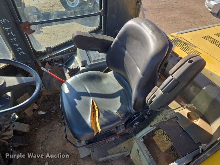 image for item ET1156 2002 Komatsu WA320-3MC wheel loader