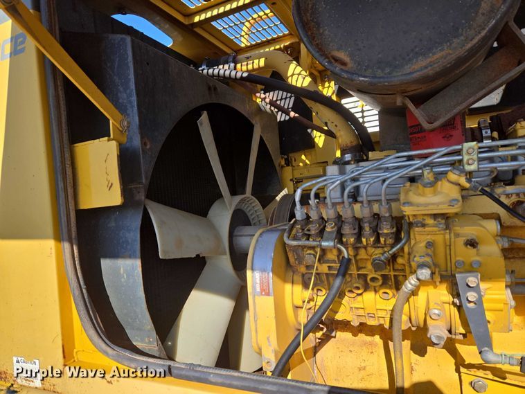 image for item ET1156 2002 Komatsu WA320-3MC wheel loader