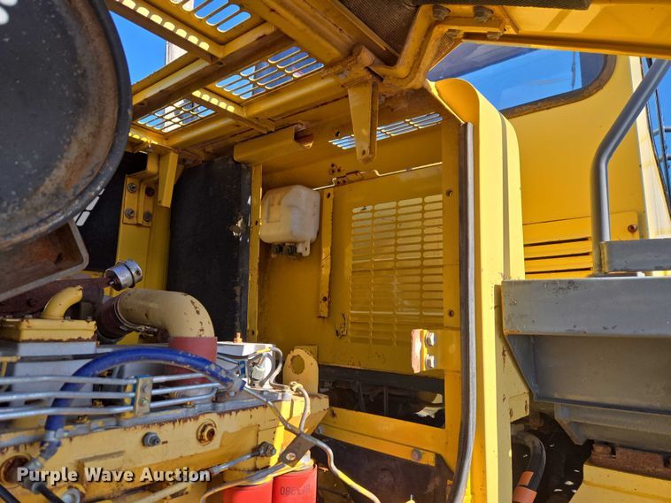 image for item ET1156 2002 Komatsu WA320-3MC wheel loader