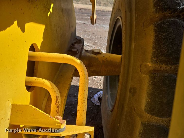 image for item ET1156 2002 Komatsu WA320-3MC wheel loader