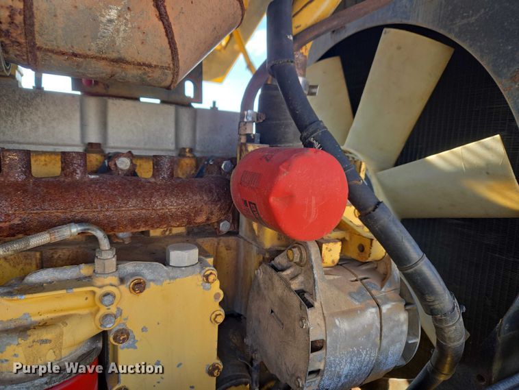 image for item ET1156 2002 Komatsu WA320-3MC wheel loader