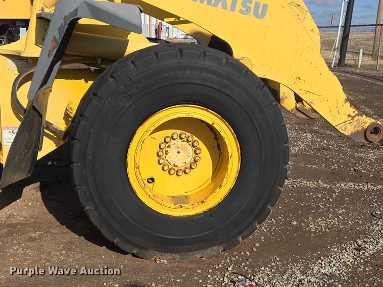 image for item ET1156 2002 Komatsu WA320-3MC wheel loader