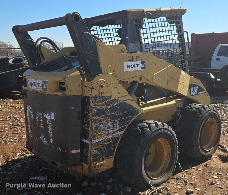 image for item ET1158 2006 Caterpillar 232B skid steer loader