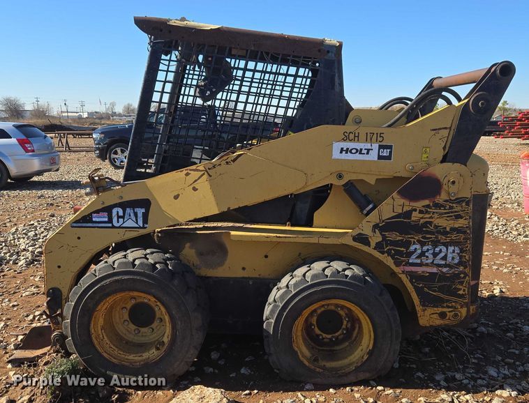 image for item ET1158 2006 Caterpillar 232B skid steer loader