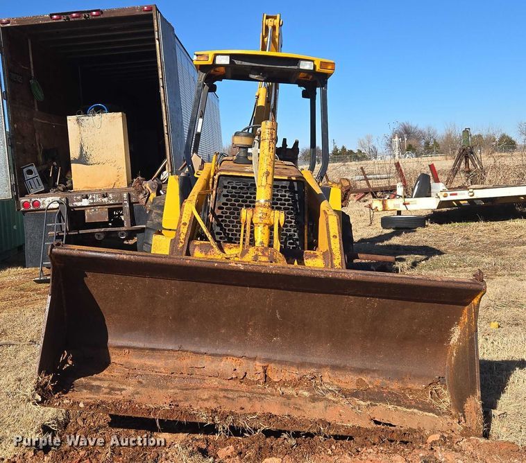 image for item ET1159 1991 John Deere 310D backhoe