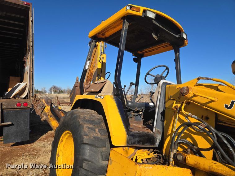 image for item ET1159 1991 John Deere 310D backhoe