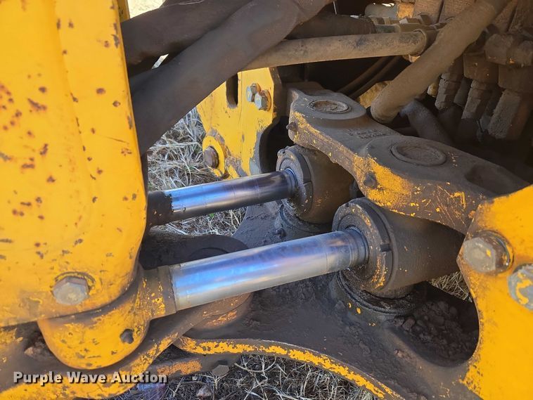 image for item ET1159 1991 John Deere 310D backhoe