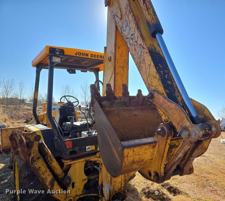 image for item ET1159 1991 John Deere 310D backhoe