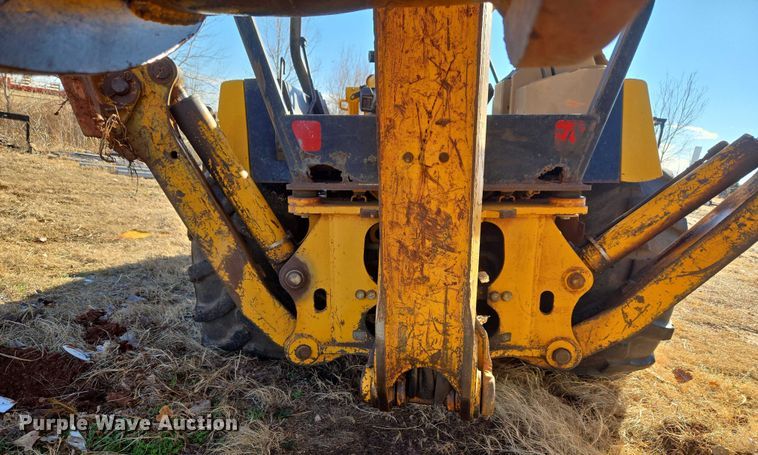 image for item ET1159 1991 John Deere 310D backhoe