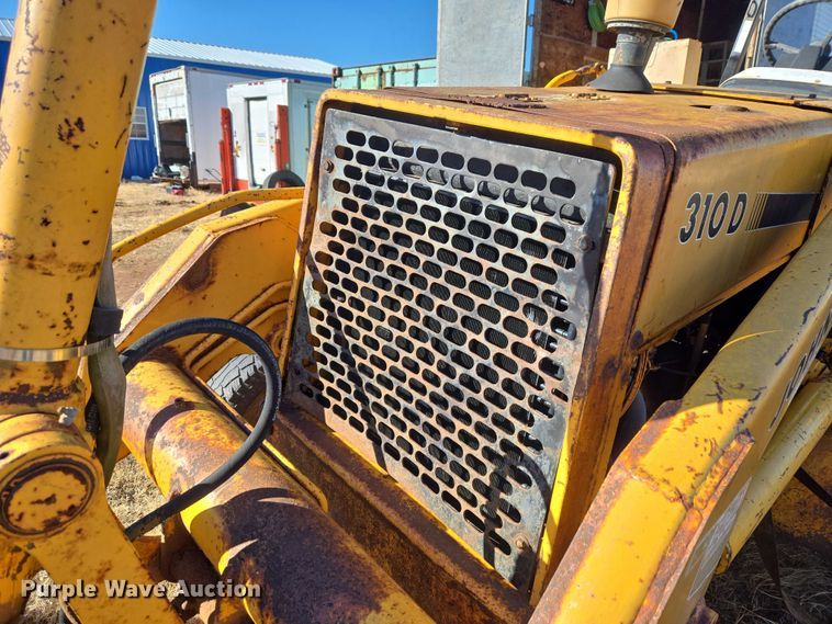 image for item ET1159 1991 John Deere 310D backhoe