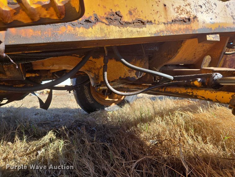 image for item ET1159 1991 John Deere 310D backhoe