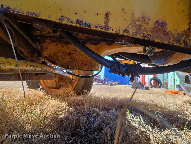 image for item ET1159 1991 John Deere 310D backhoe