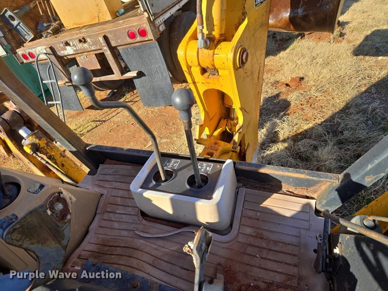 image for item ET1159 1991 John Deere 310D backhoe