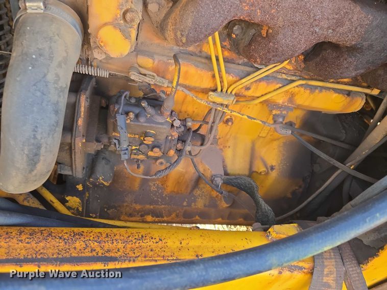 image for item ET1159 1991 John Deere 310D backhoe