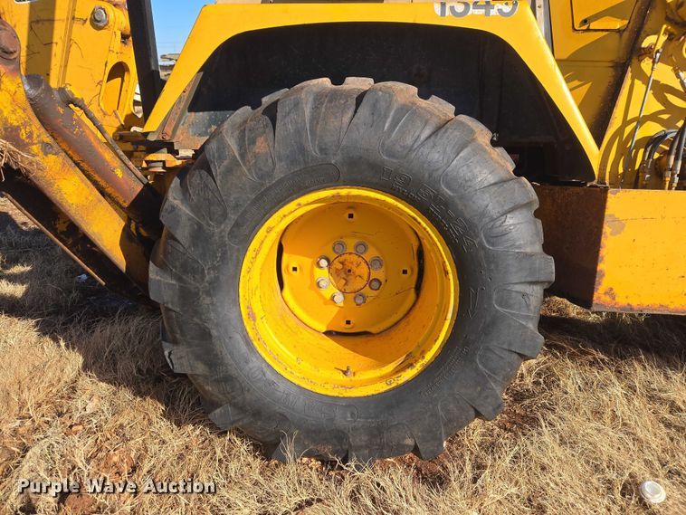 image for item ET1159 1991 John Deere 310D backhoe