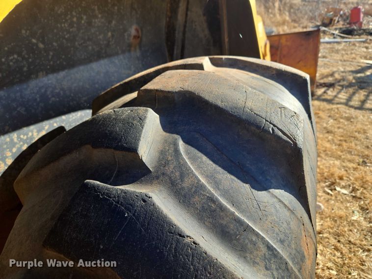 image for item ET1159 1991 John Deere 310D backhoe