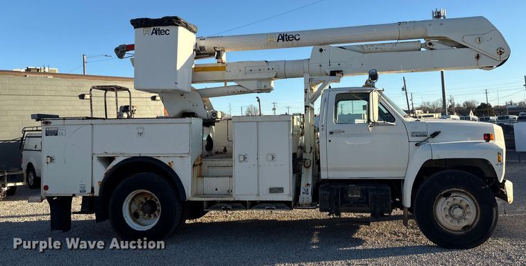 CAMIóN CON CANASTILLA 1994 FORD ALTEC